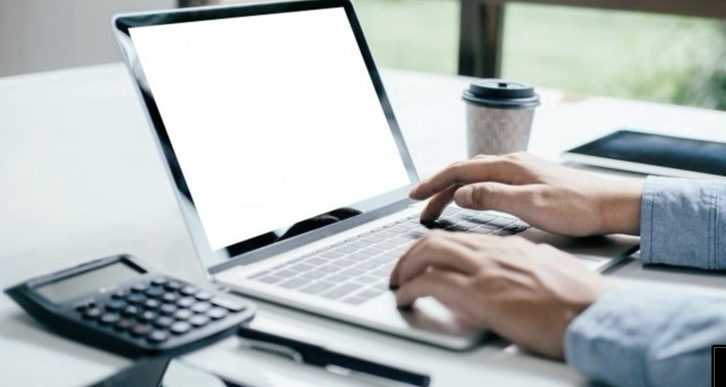 Employee vs Contractor – How to Get It Right in 2025